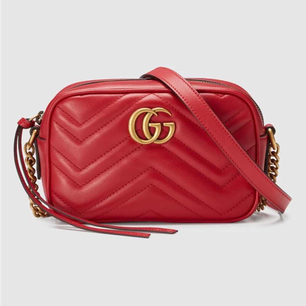 Gucci GG Marmont Matelassè Small Shoulder Bag